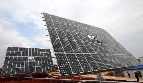 中國十三省最大光伏電站在這里！欽州康熙嶺的光伏電站能排上號了嗎？